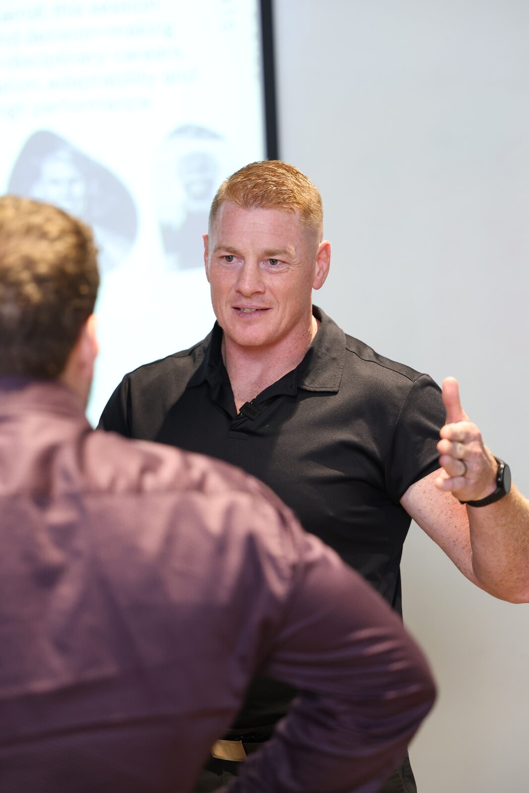 Shane Shackleton in a one-to-one performance conversation